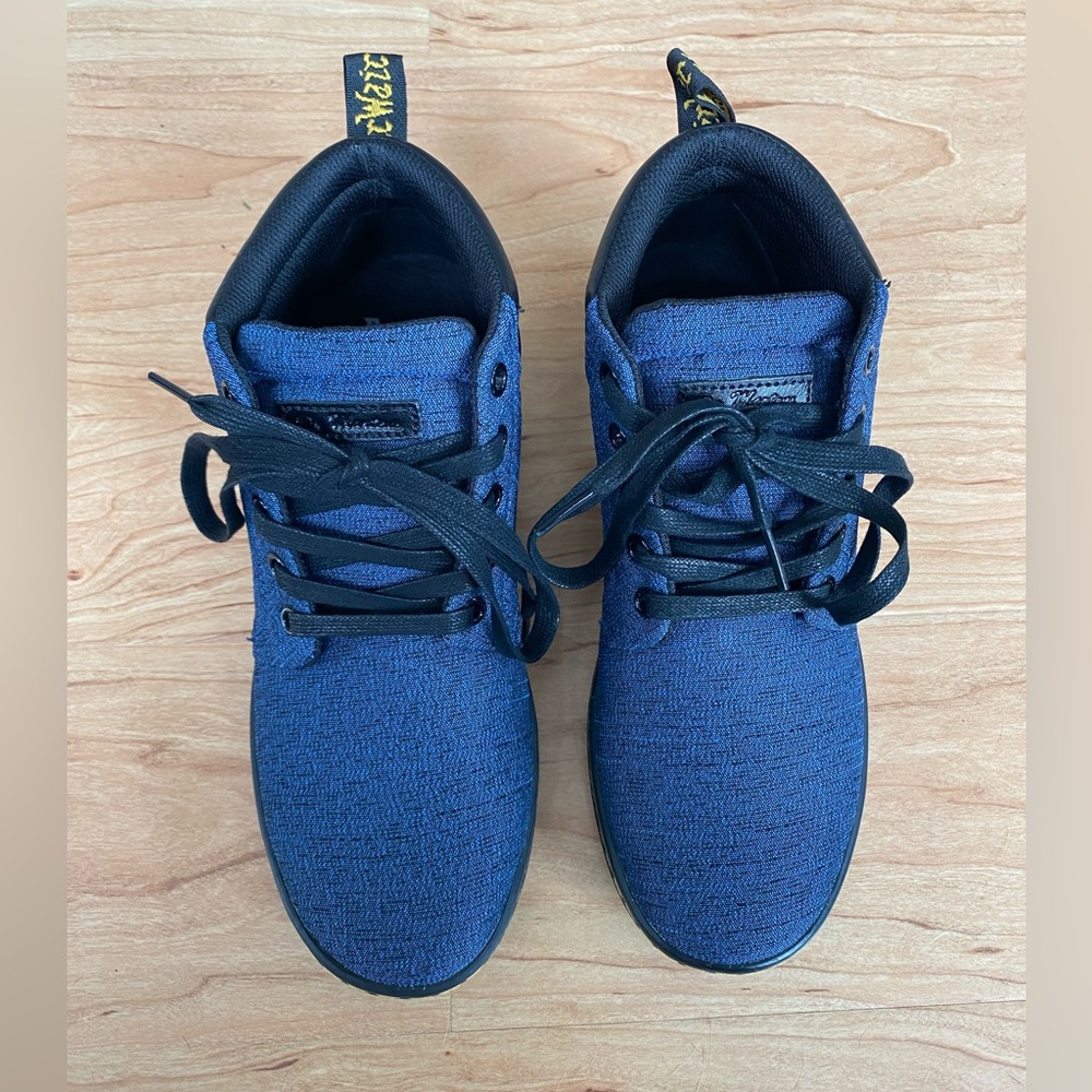 Dr Martens Women's Belmont Chukka Blue Sneaker Ankle Booties Black Canvas Size 8